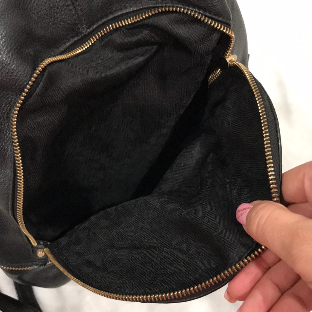 Michael Kors Backpac With Multiple Pockets. Outsi… - image 8